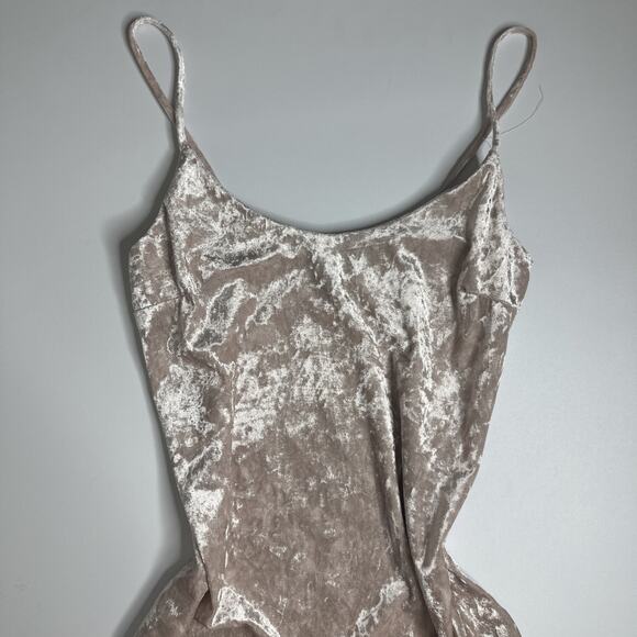 Forever 21 Baby Pink Crushed Velvet Mini Slip Cocktail Dress Small Fairy Dreamy - Picture 3 of 9